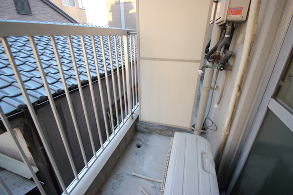 (8/19) ※写真は別号室です (8/19) ※写真は別号室です