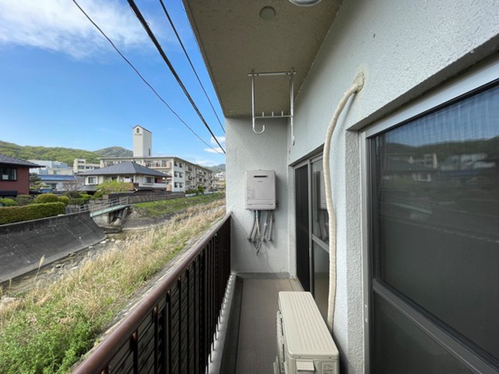 (11/32) バルコニー (11/32) バルコニー