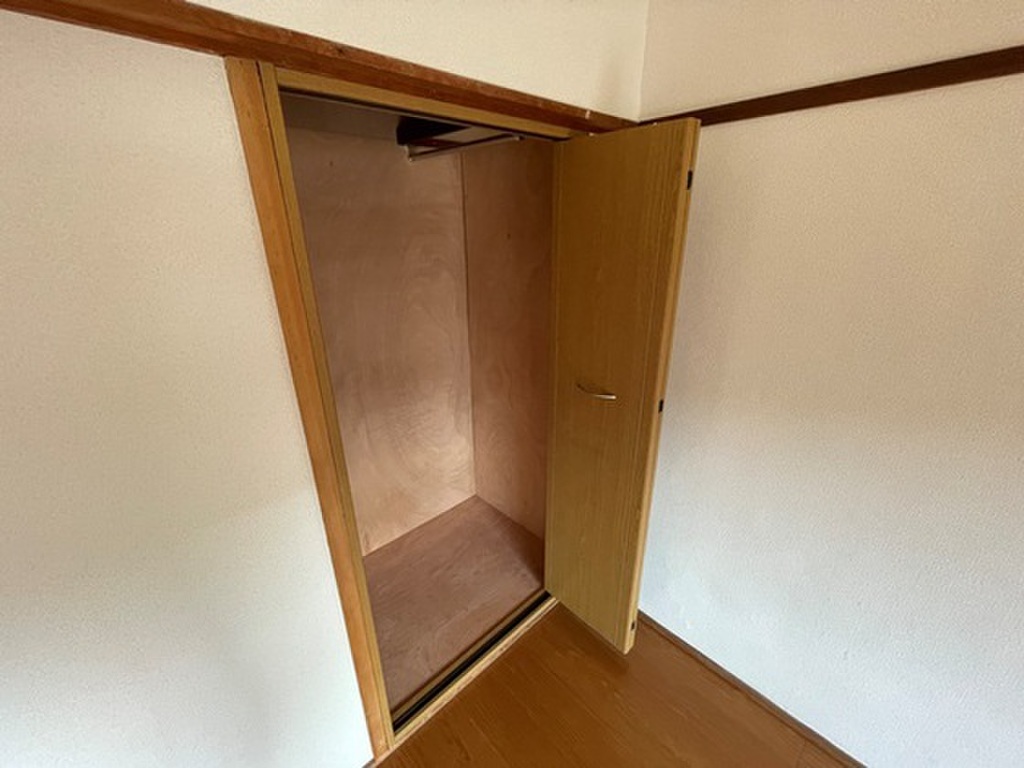 (7/32) 収納 (7/32) 収納