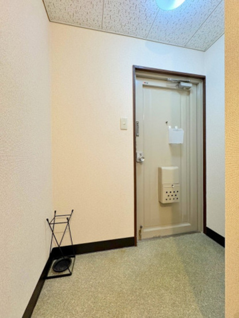 (7/18) 玄関 (7/18) 玄関