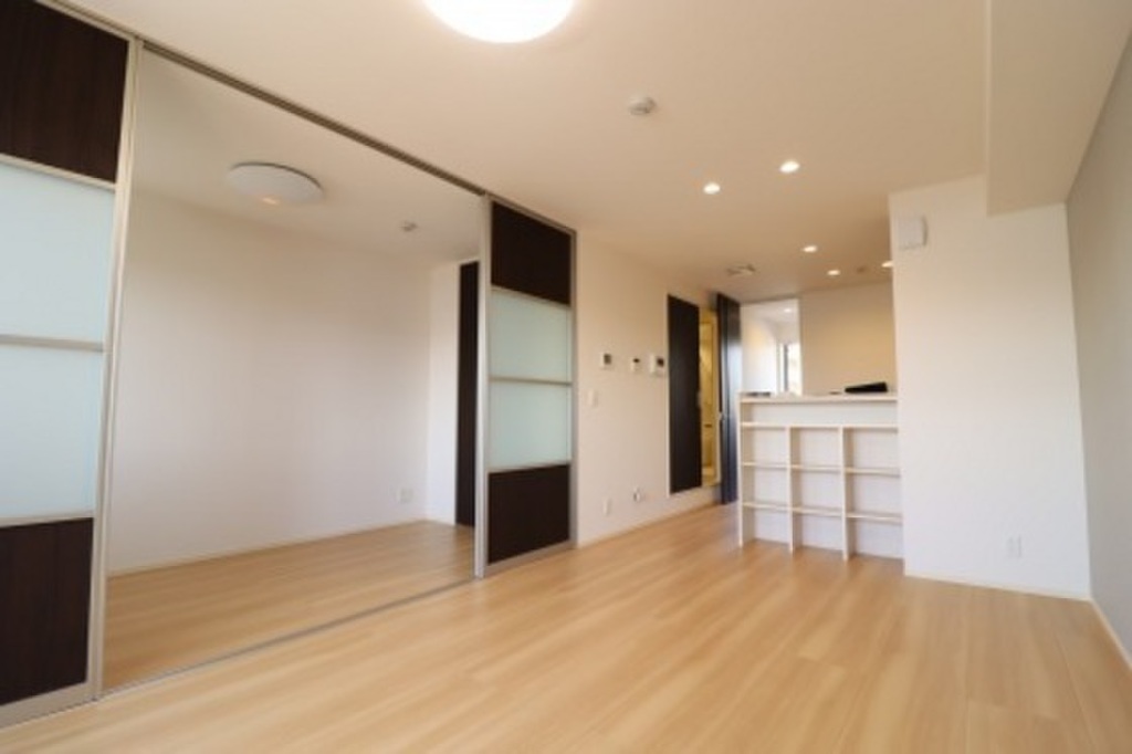 (2/21) 居室・リビング (2/21) 居室・リビング