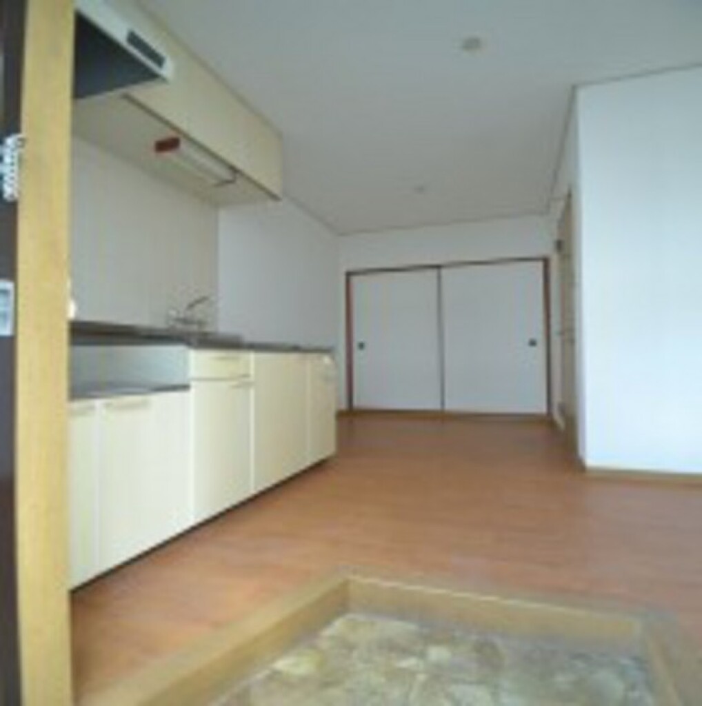 (3/21) 玄関 (3/21) 玄関