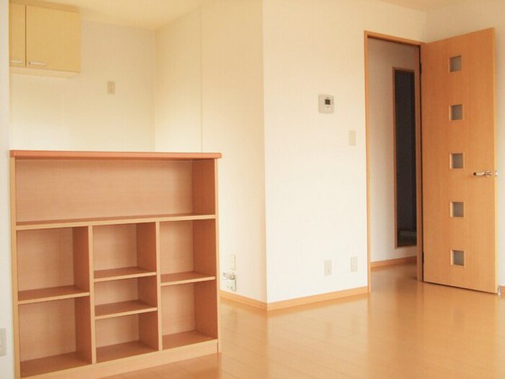 (2/18) 居室・リビング (2/18) 居室・リビング