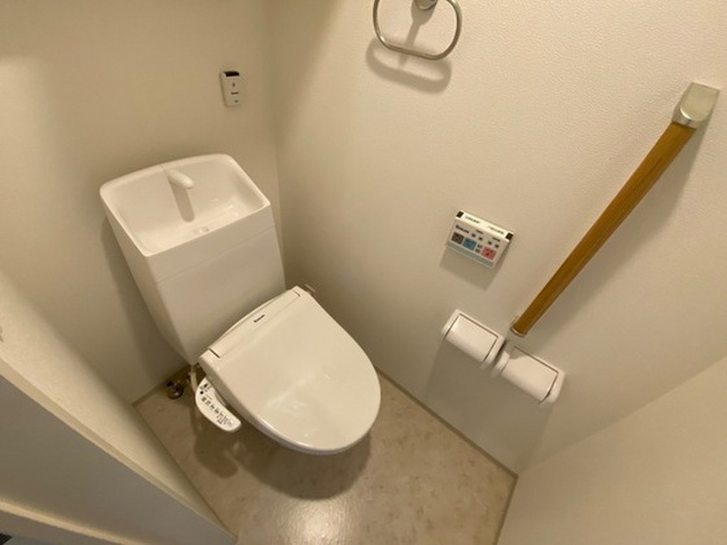 (5/23) トイレ (5/23) トイレ