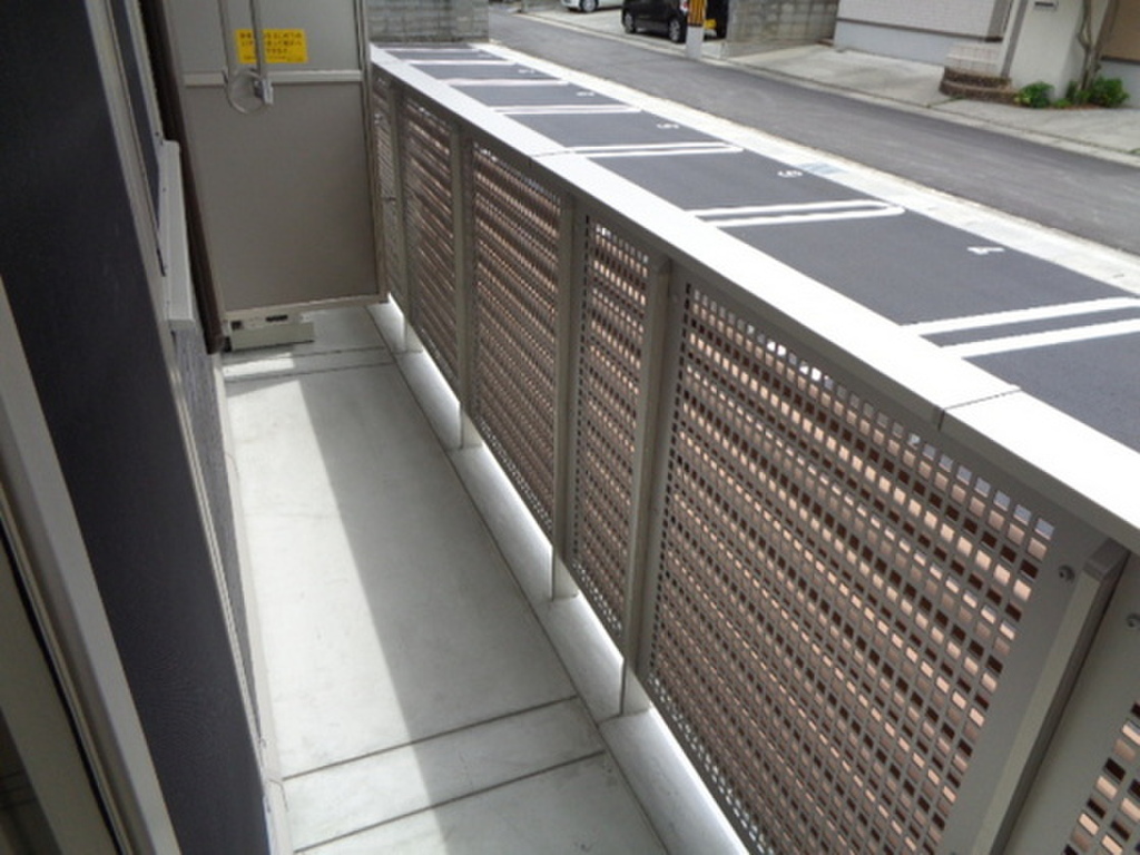 (10/19) バルコニー