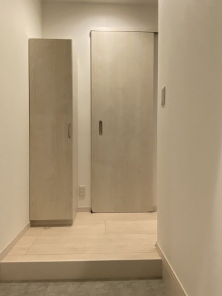 (9/17) 玄関 (9/17) 玄関