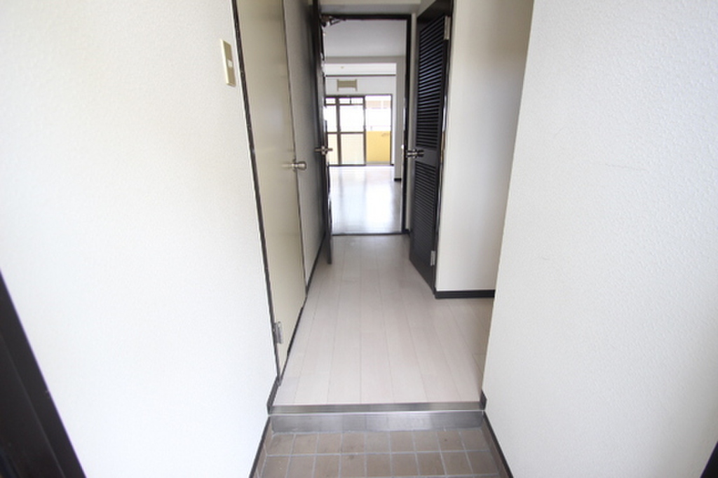 (11/27) 玄関 (11/27) 玄関