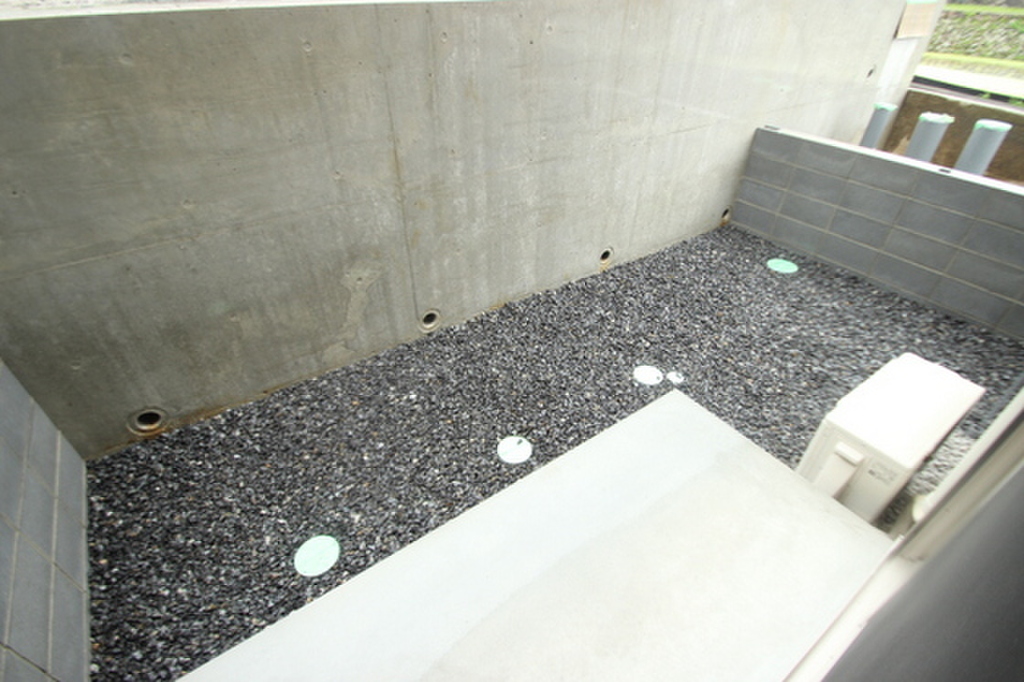 (12/22) 庭 (12/22) 庭