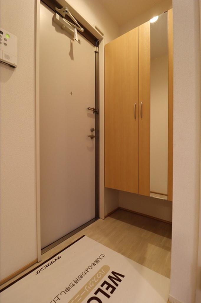 (9/23) 玄関 (9/23) 玄関