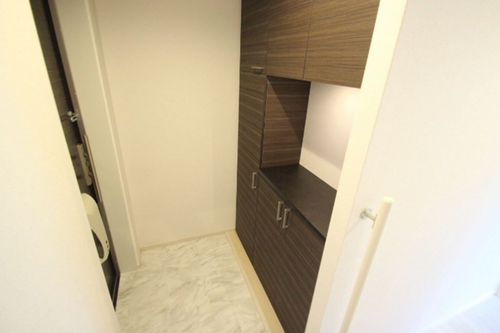 (10/26) 玄関 (10/26) 玄関