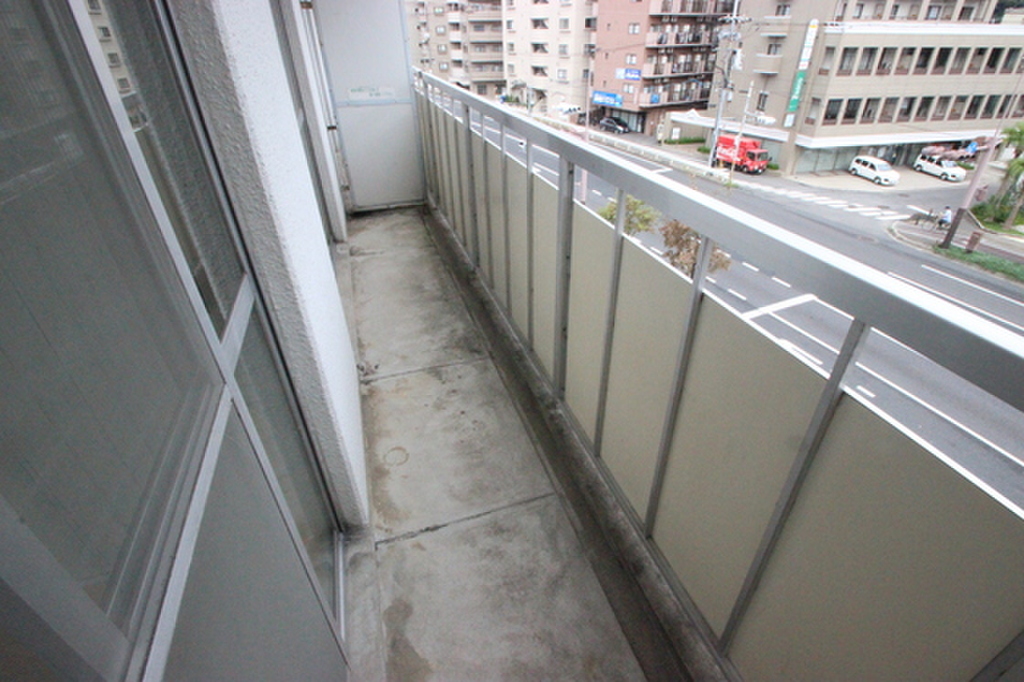 (12/23) バルコニー (12/23) バルコニー