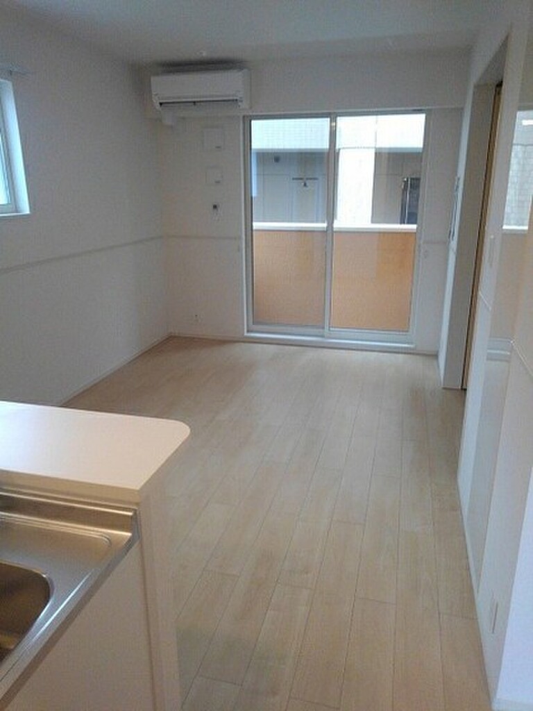 (2/15) 居室・リビング (2/15) 居室・リビング