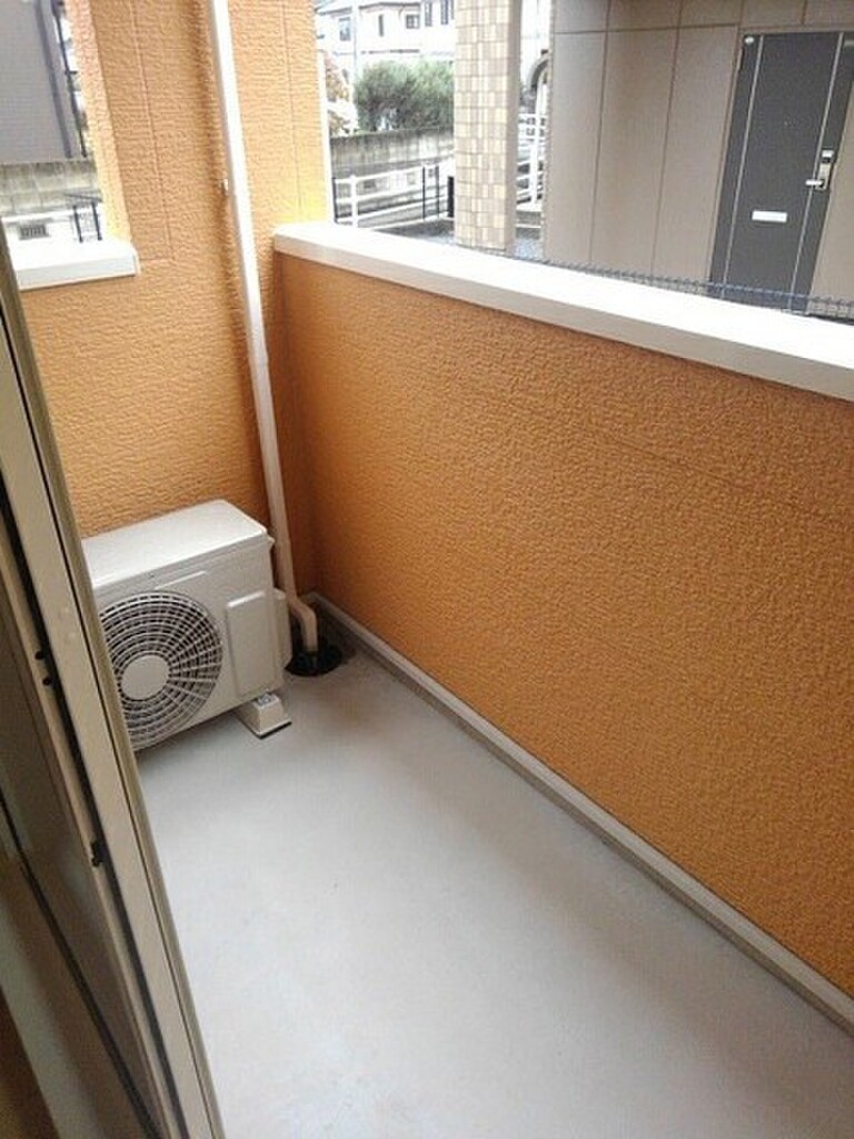 (8/15) バルコニー (8/15) バルコニー