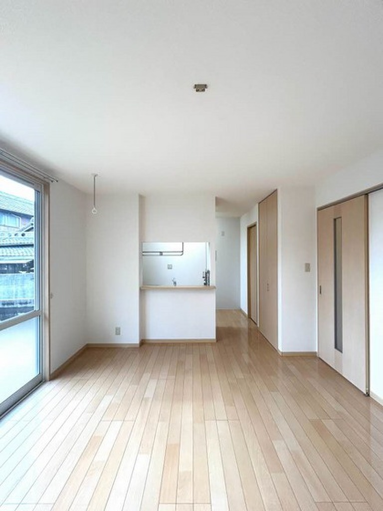 (2/16) 居室・リビング (2/16) 居室・リビング