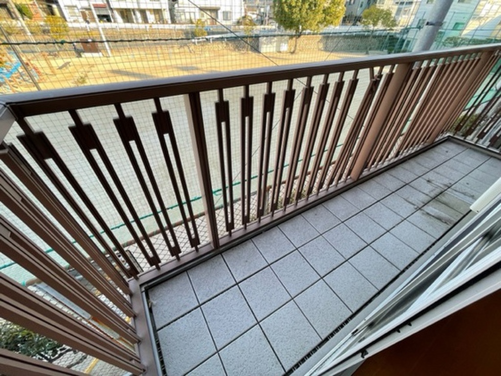 (17/27) バルコニー (17/27) バルコニー