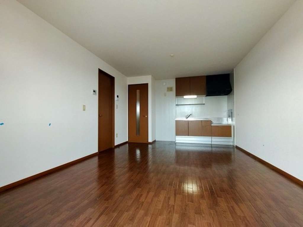 (2/18) 別号室写真 (2/18) 別号室写真