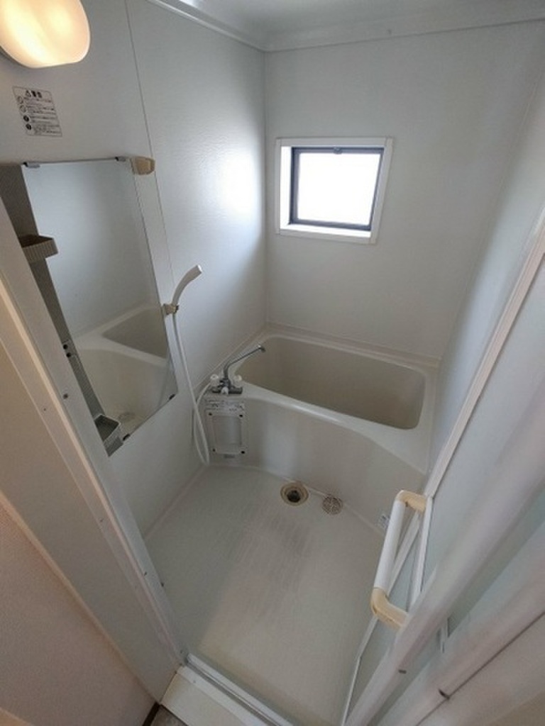 (4/18) 別号室写真 (4/18) 別号室写真