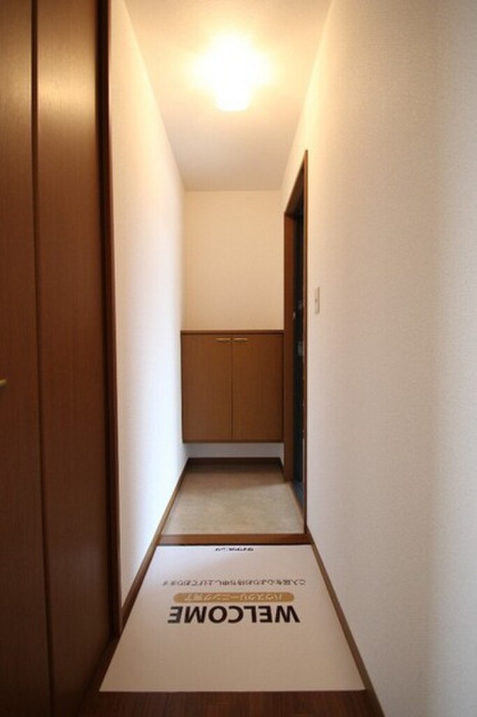 (7/20) 玄関 (7/20) 玄関