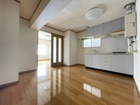 幟ハイツ(宇佐川本館ビル)