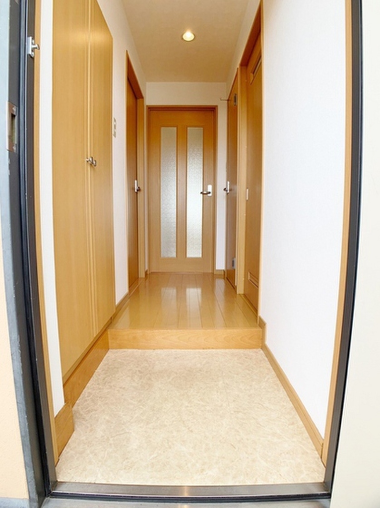 (9/15) 玄関 (9/15) 玄関