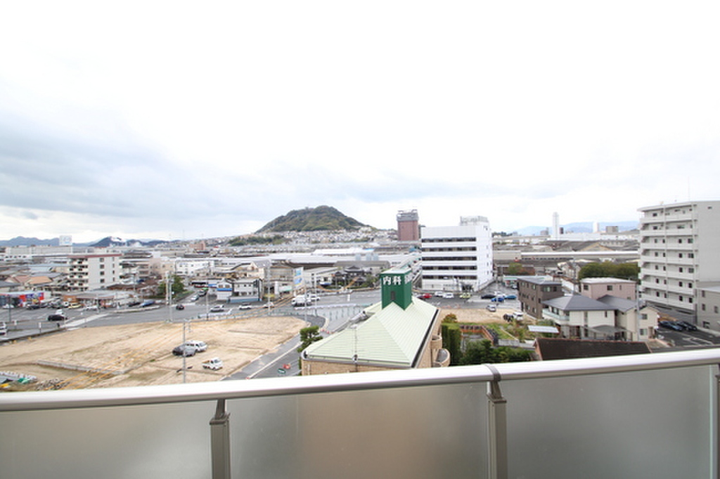 (8/25) ※別号室の写真です