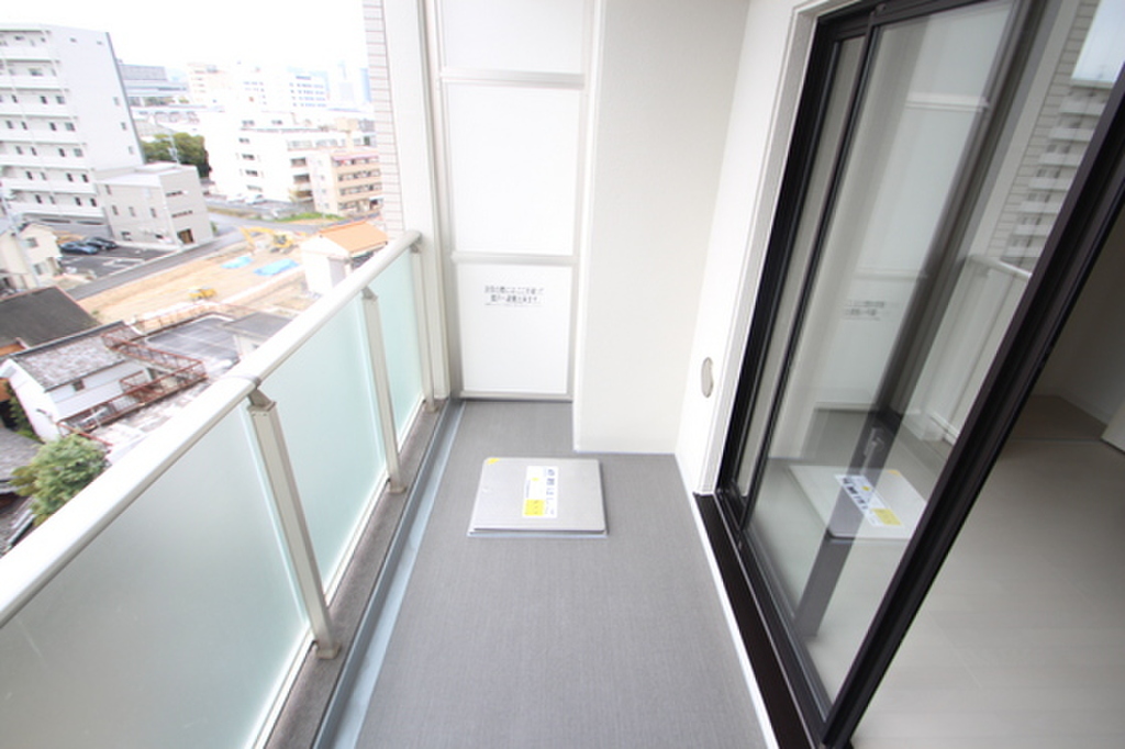 (10/25) バルコニー