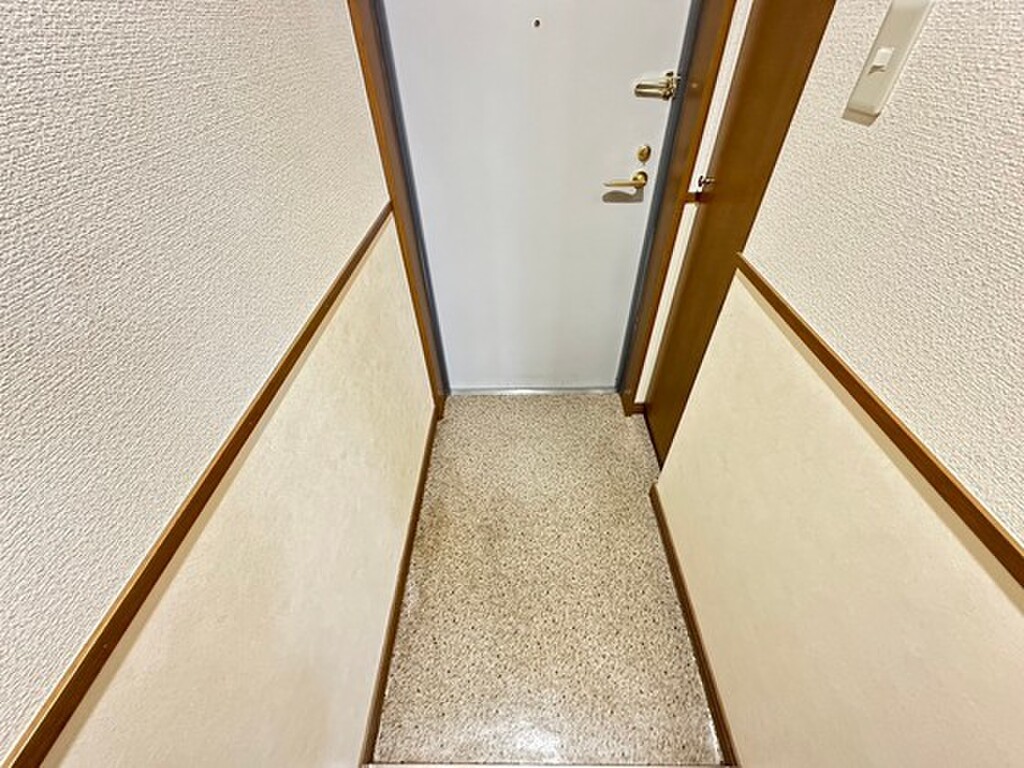 (2/25) 玄関