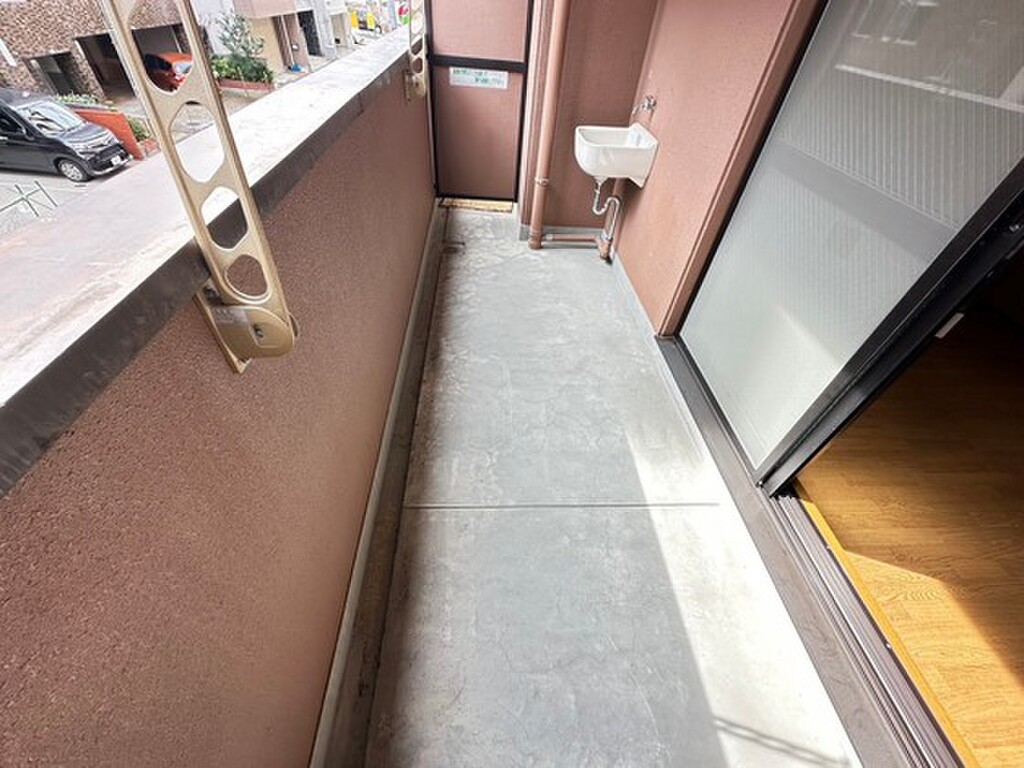 (11/25) バルコニー