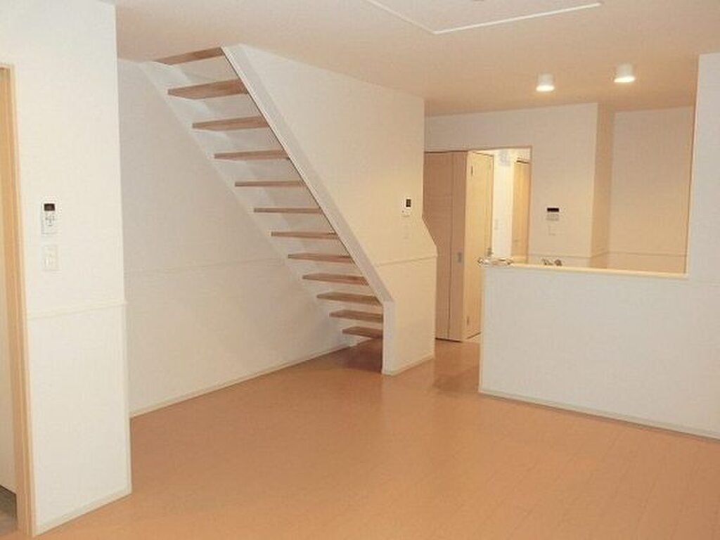 (2/14) 居室・リビング (2/14) 居室・リビング