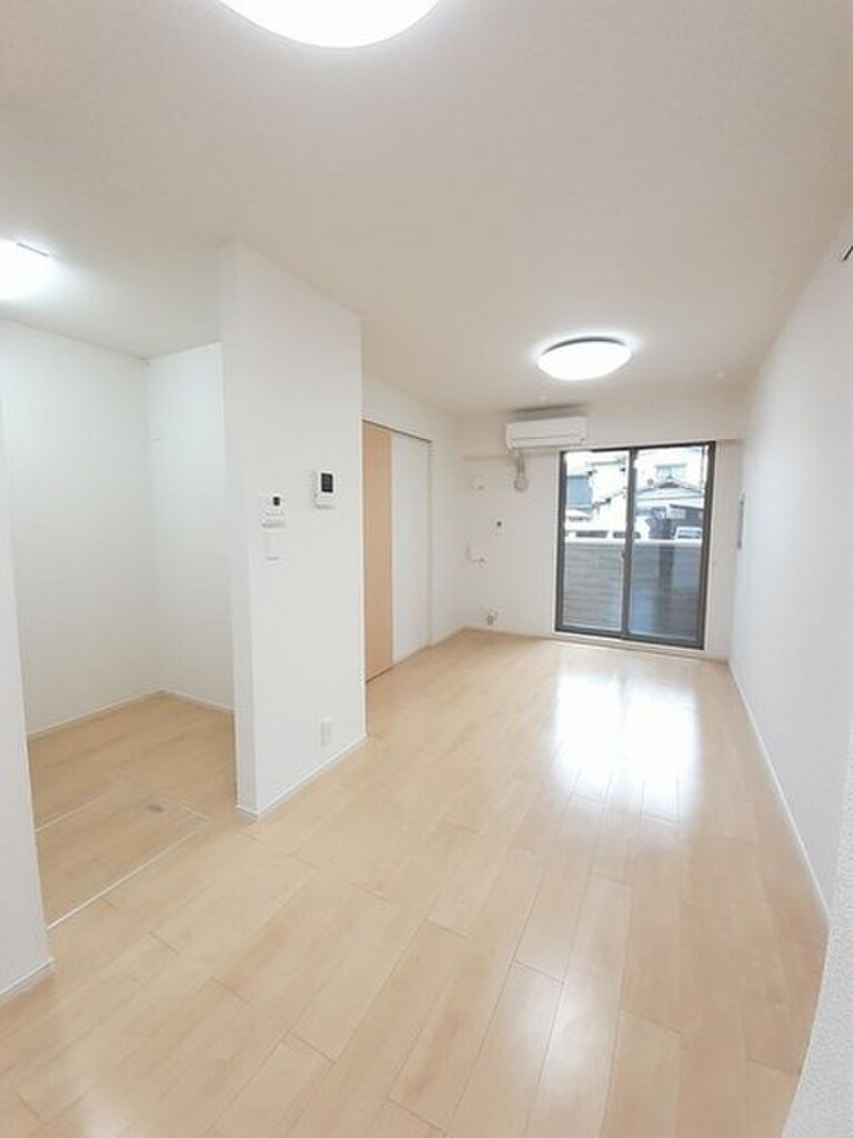 (2/17) 居室・リビング (2/17) 居室・リビング