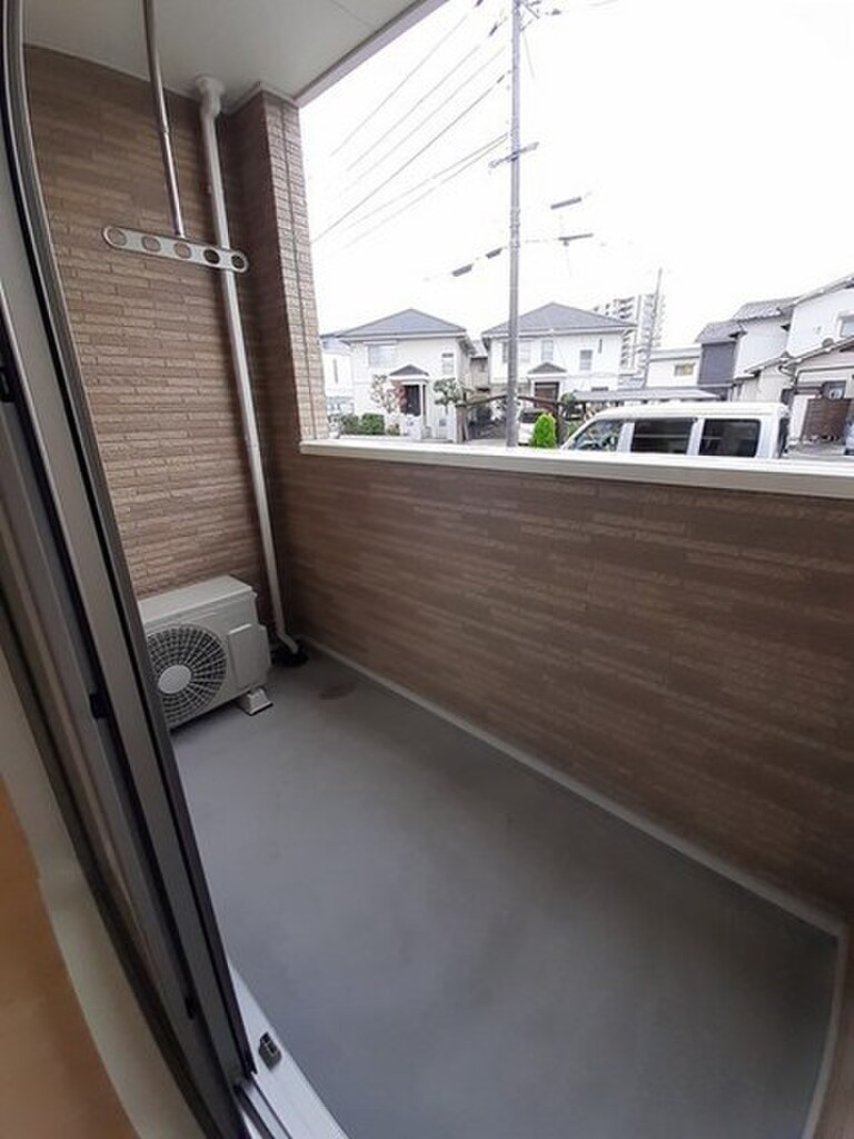 (10/17) バルコニー (10/17) バルコニー