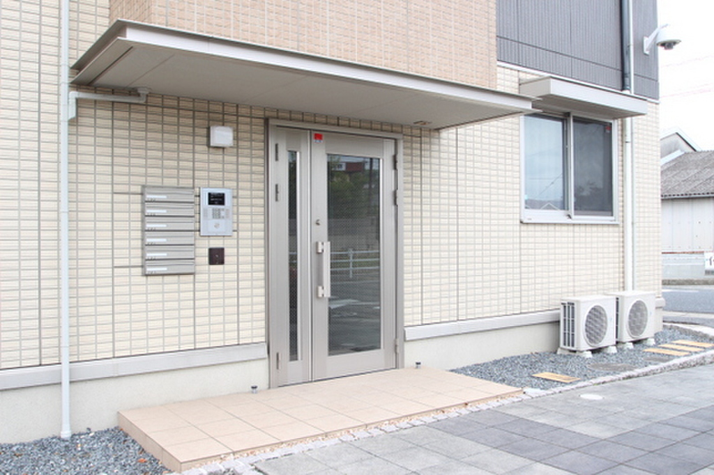 (15/20) 玄関 (15/20) 玄関