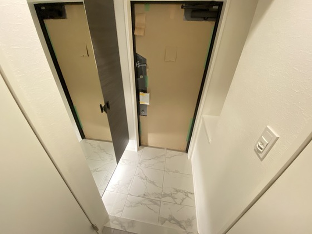 (9/25) 玄関 (9/25) 玄関