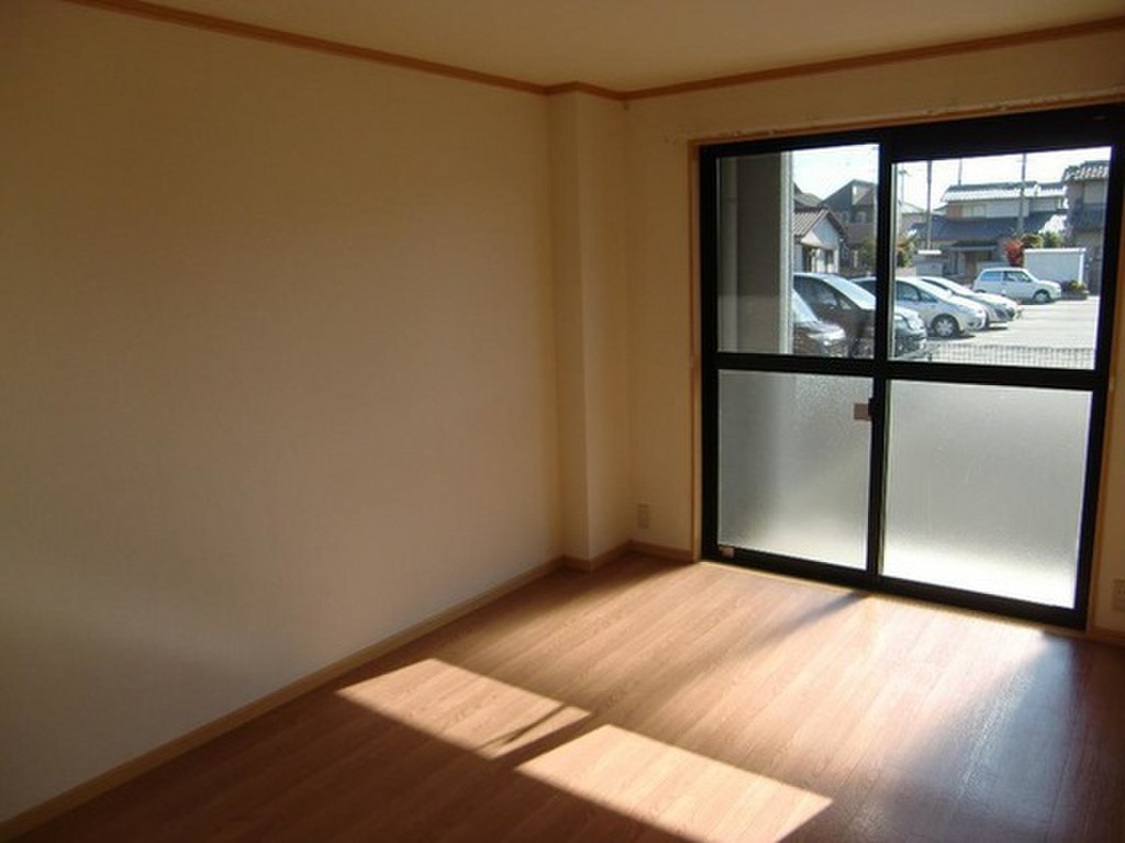 (2/24) 居室・リビング (2/24) 居室・リビング