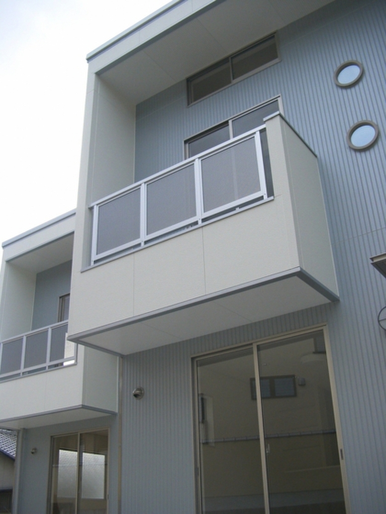 (15/18) バルコニー