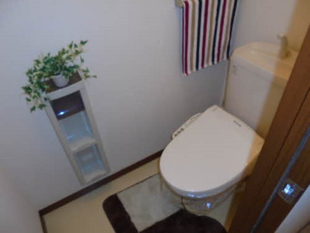 (5/20) 他部屋です (5/20) 他部屋です