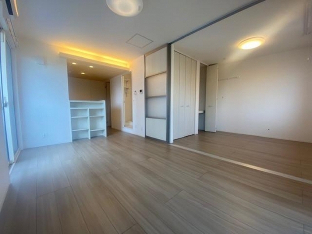 (5/18) 居室・リビング (5/18) 居室・リビング