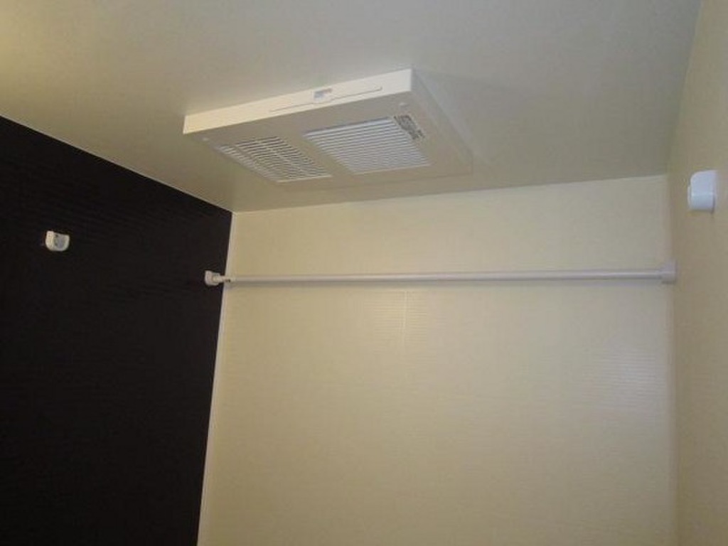 (17/27) バス (17/27) バス