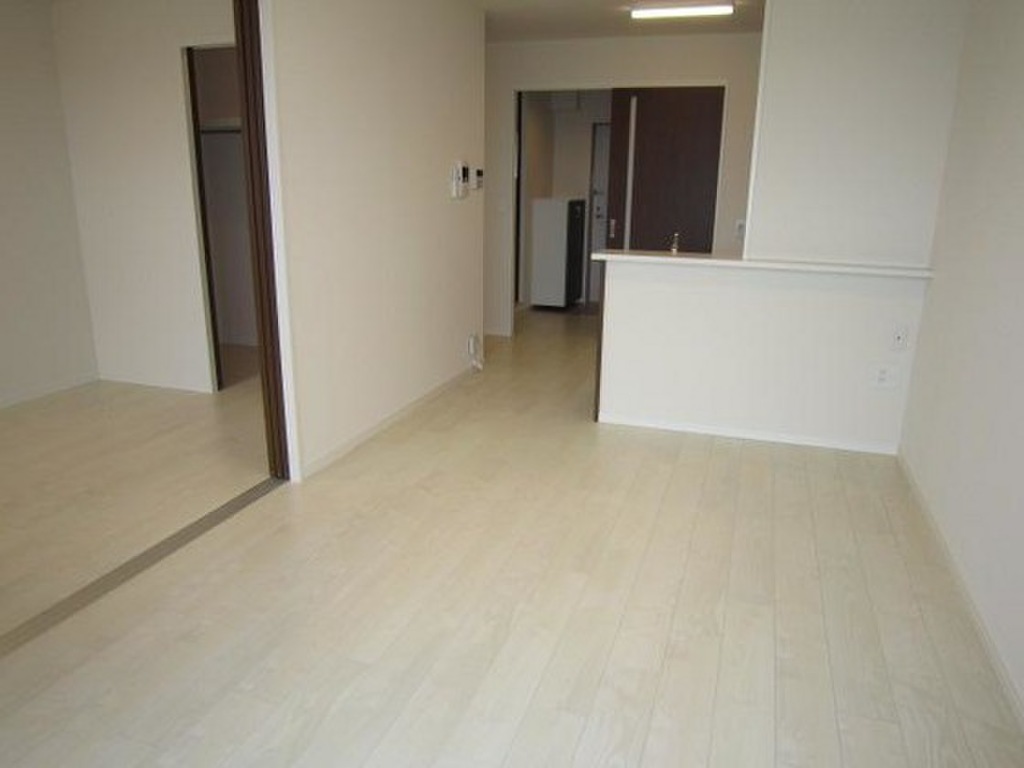 (2/27) 居室・リビング (2/27) 居室・リビング