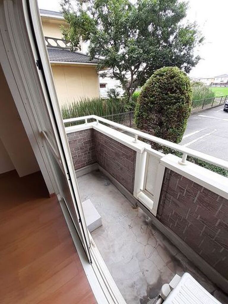 (9/15) バルコニー (9/15) バルコニー