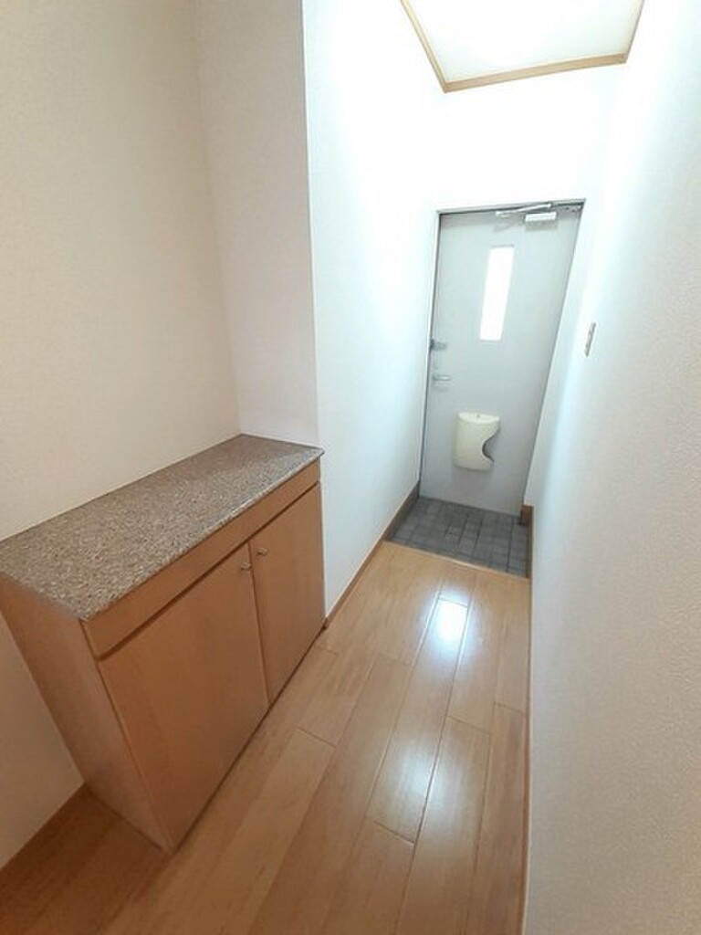 (10/15) 玄関 (10/15) 玄関