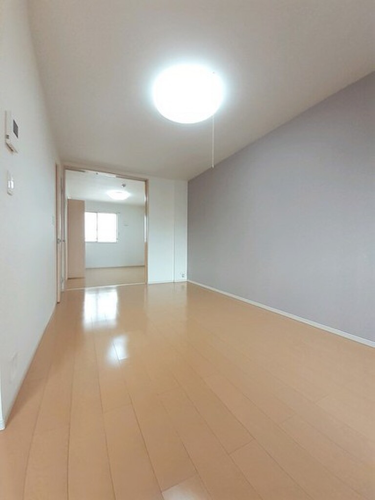 (2/18) 居室・リビング (2/18) 居室・リビング