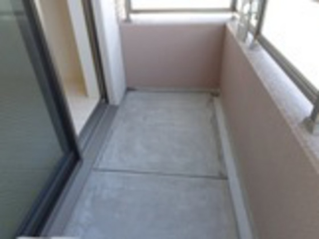 (13/18) バルコニー (13/18) バルコニー