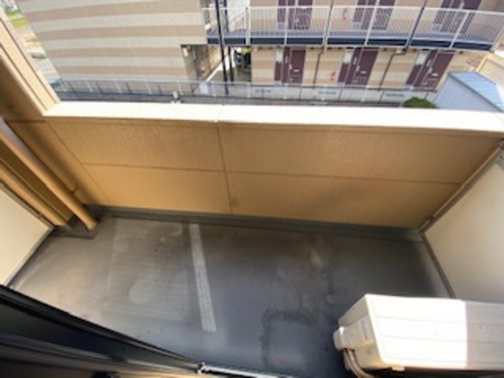 (11/17) バルコニー