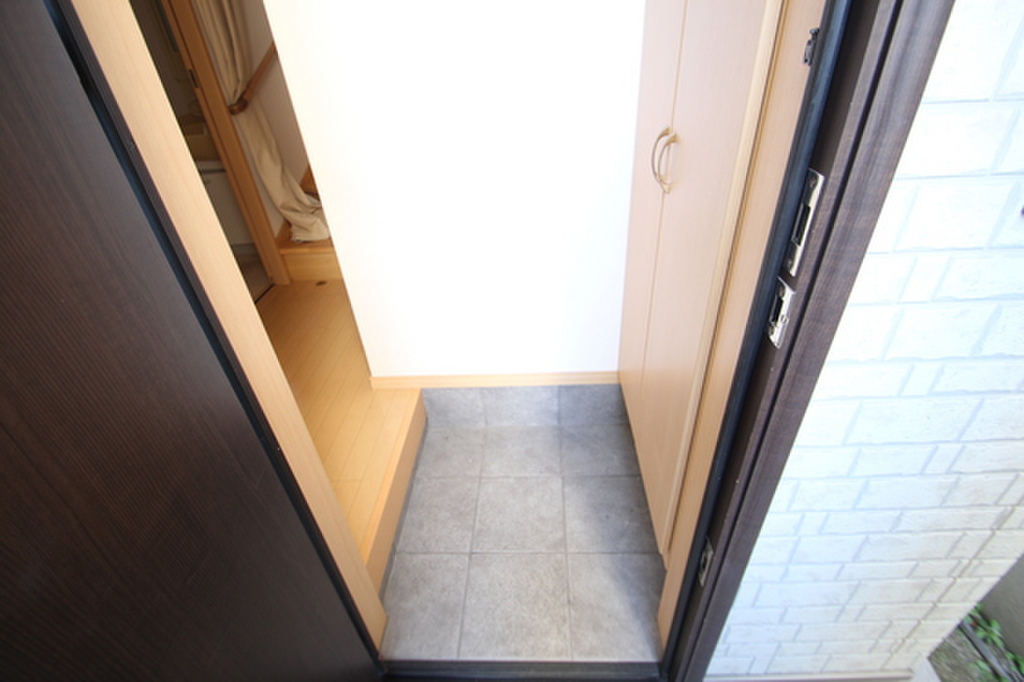 (11/21) 玄関 (11/21) 玄関