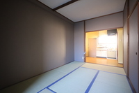 泊野ビル