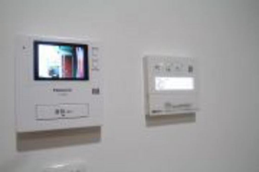 (12/18) 玄関 (12/18) 玄関