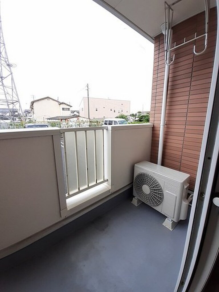 (8/15) バルコニー (8/15) バルコニー