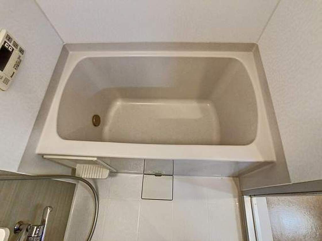 (18/27) バス (18/27) バス