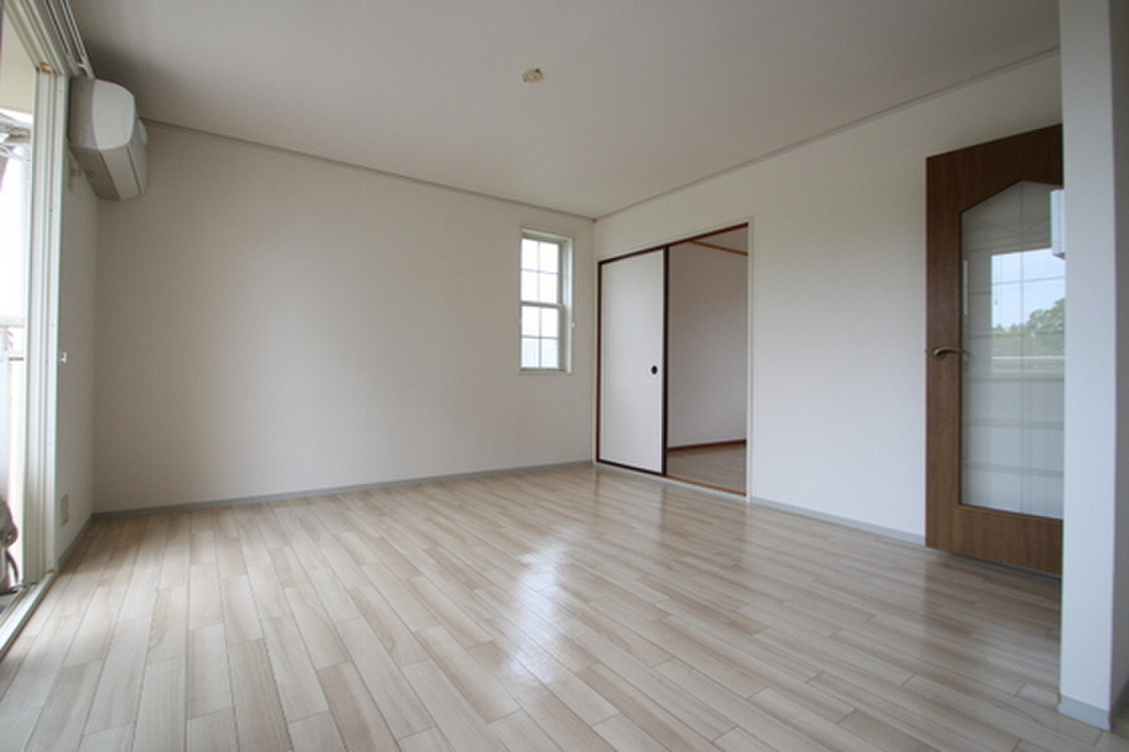 (19/24) 居室・リビング